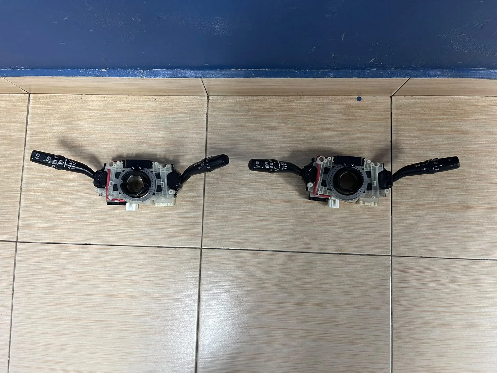 Headlight/Wiper Combination Switch — LC100 (Ex-Japan)